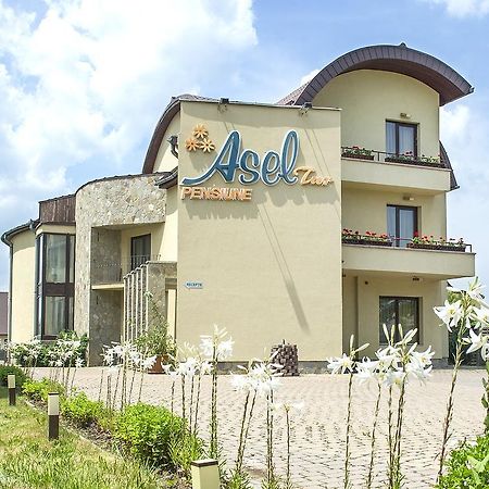 Aseltur Brasov Hotel Buitenkant foto